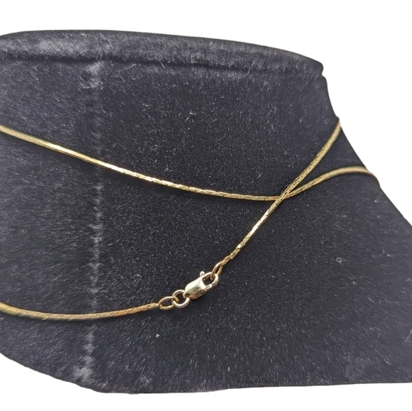 10k Solid Gold Cobra Link Chain Necklace 3.69g - Picture 13 of 16